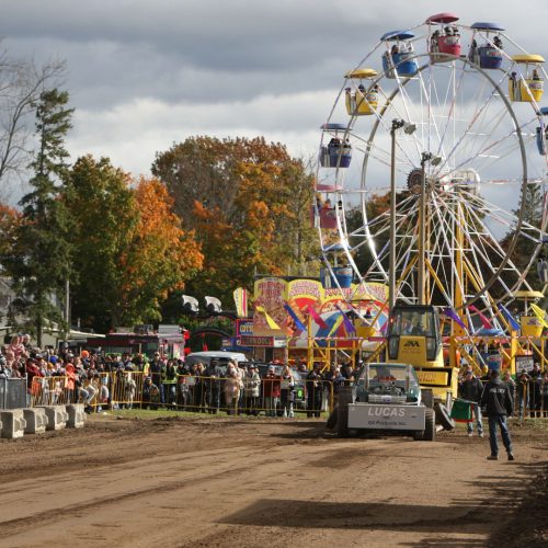 Truck Pull and Midway at Elvmvale Fall Fair 2022