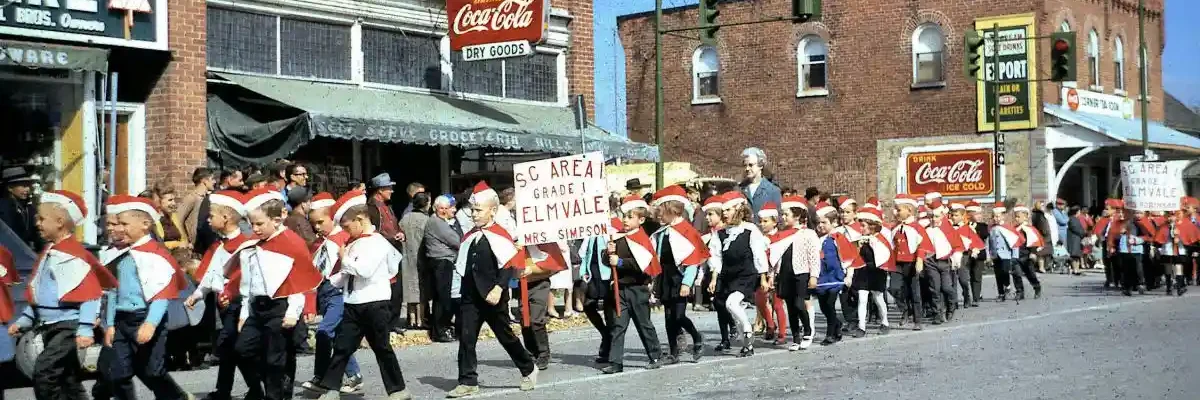 Vintage-parade-pic-1970_s